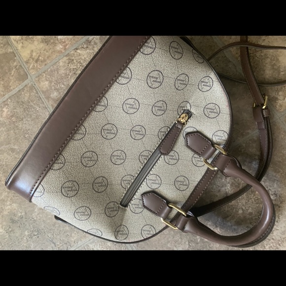 Adrienne Vittadini brown / beige purse - Picture 4 of 5